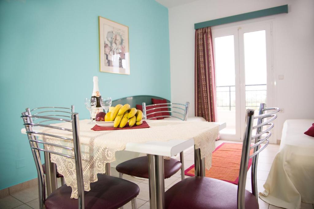 Theoni Apartments Malia Exterior foto